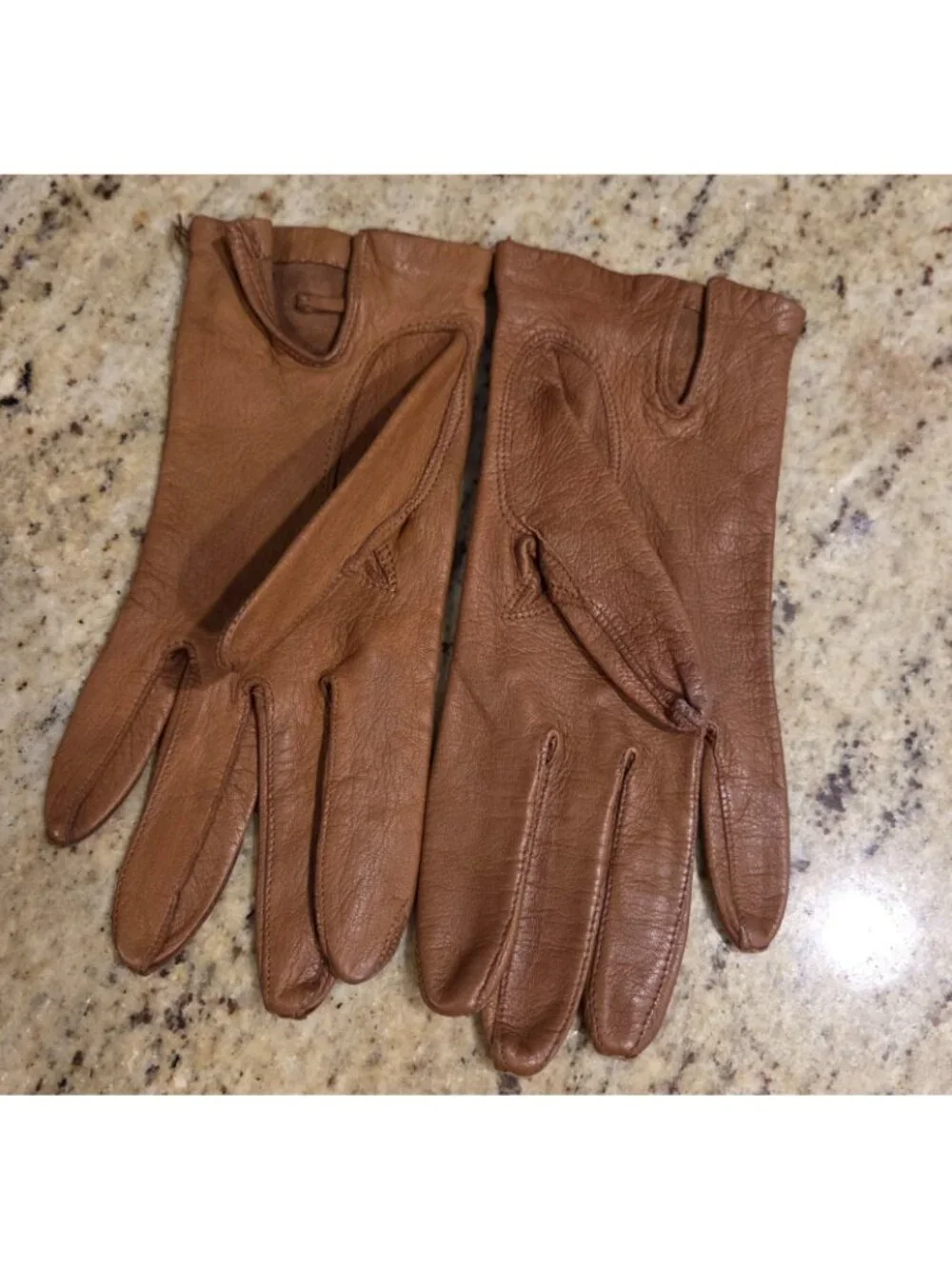 Vintage Womens Size S Brown Soft Leather Short Gloves Weave Wrist Accent